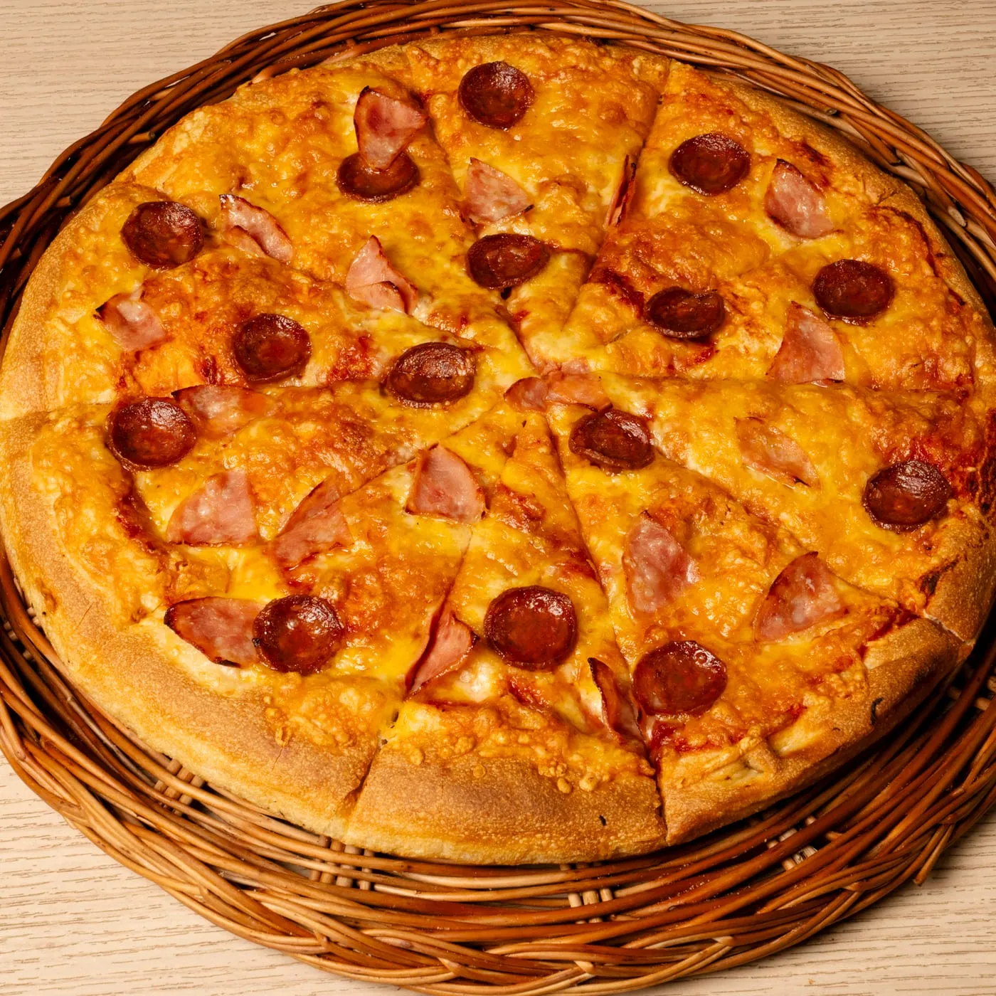 Mix it pizza with ham and pepperoni.